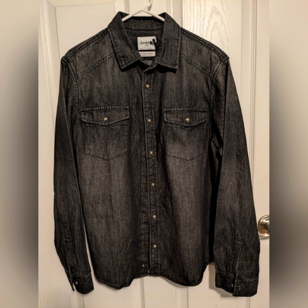 Snap shirt